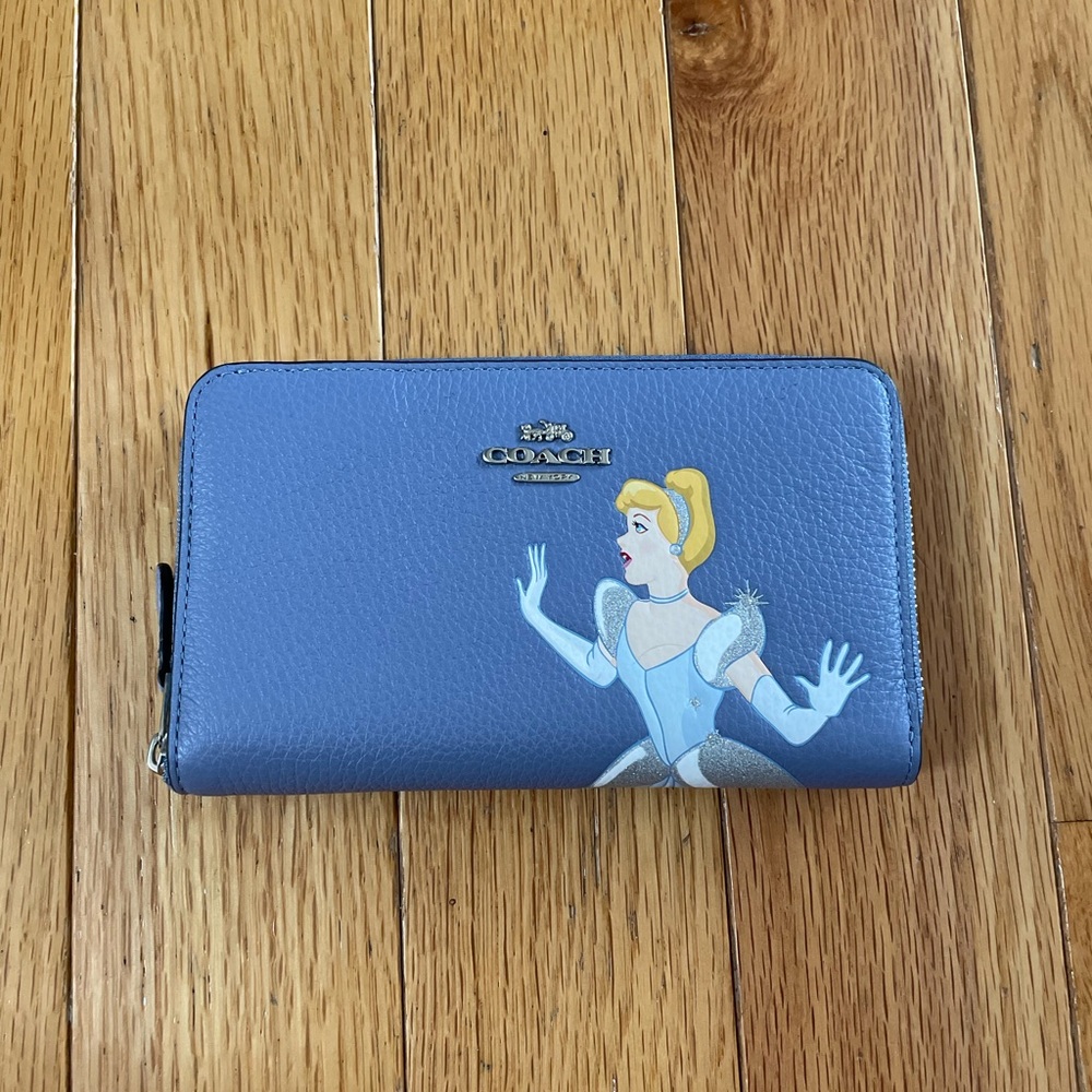 Coach Cinderella wallet